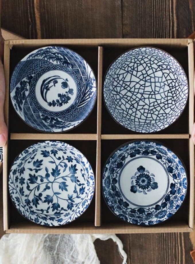 ~ Set of 4, Japanese Style Ceramic Rice Bowl Assorted Designs Traditional Blue and White Pattern Underglazed Dinnerware Ideal For Dessert Snack Cereal Soup in Gift Box